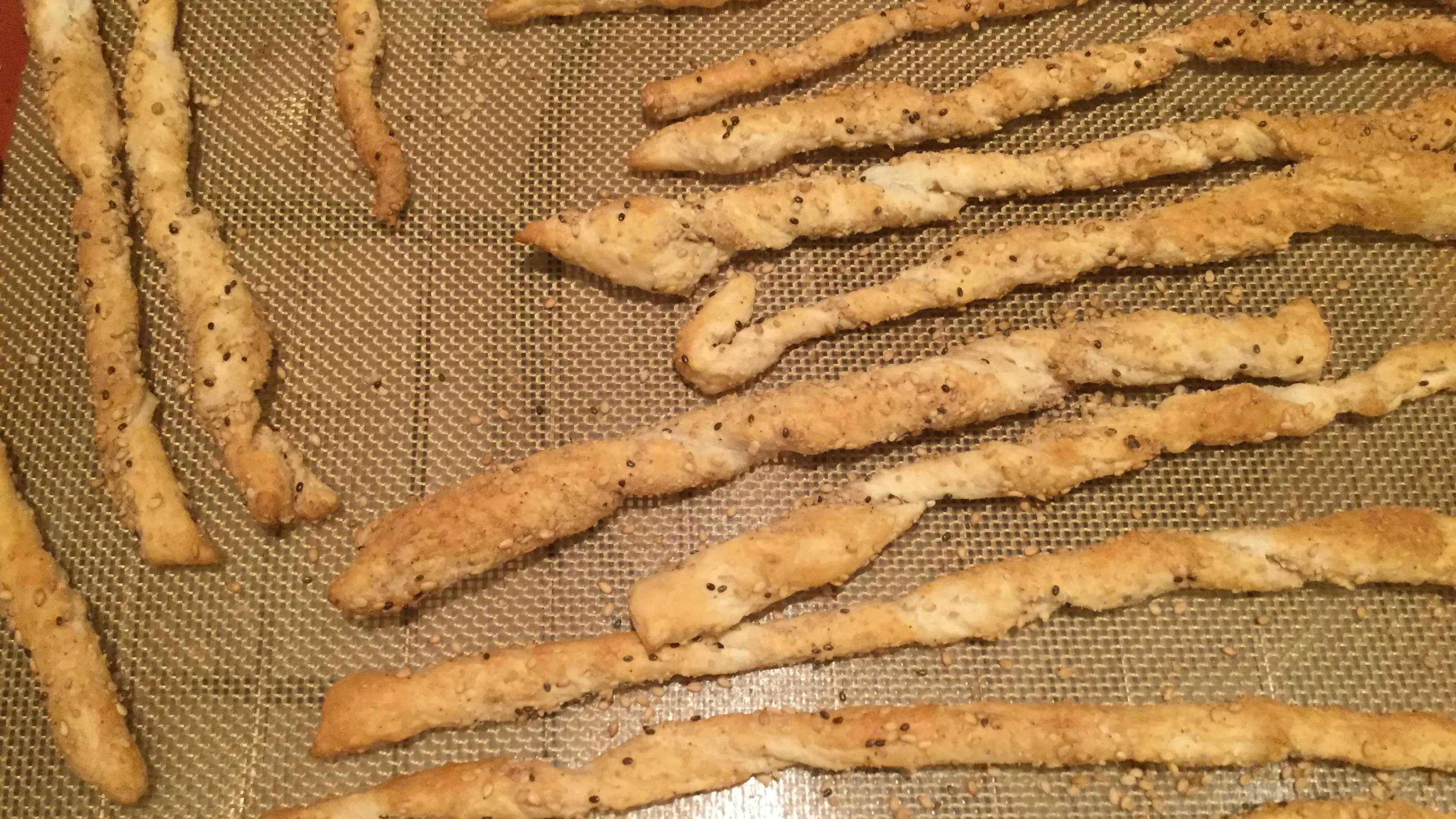 hRnx4cukEMfow6PfIaVc45OAfqXDSTfLMYyu8D8j