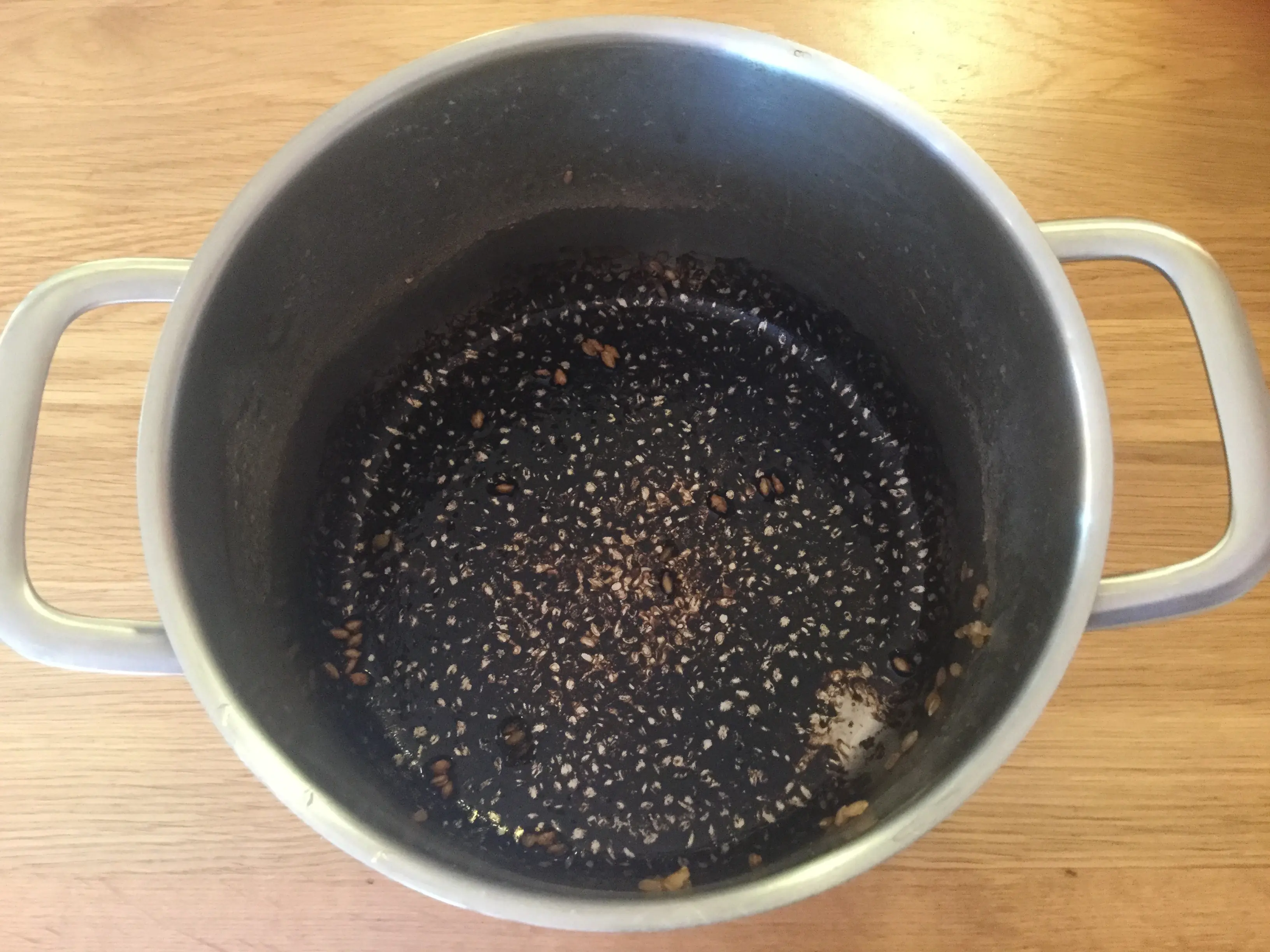 HdqrMcSc38S5cLlN30SgQh5C9f1armbmv2zIfHwW